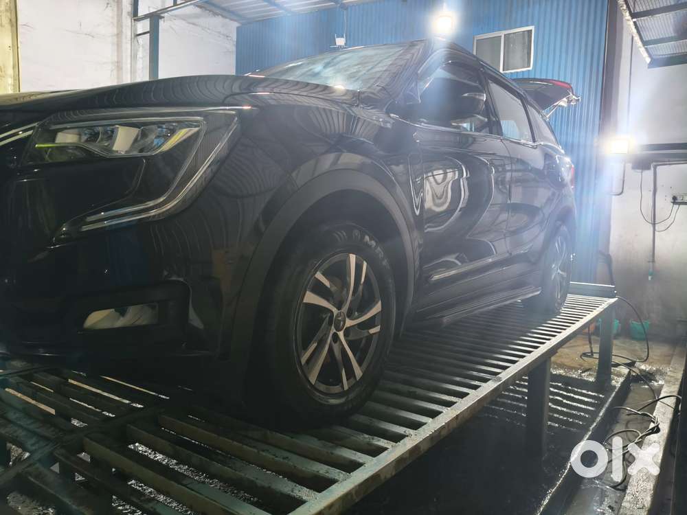 Mahindra Xuv700 2.2 Ax 3 Diesel Mt 7 Str, 2023, Diesel