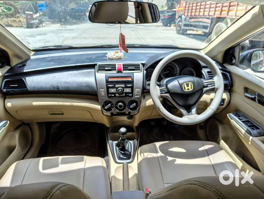 Honda City 2011-2013 V At Exclusive, 2013, Petrol