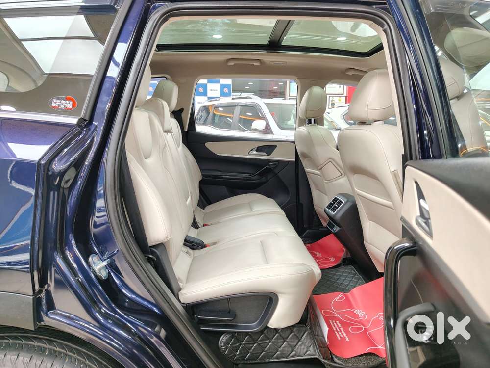 Mahindra Xuv700 2.0 Ax 7 Petrol At Luxury Pack Str, 2022, Petrol
