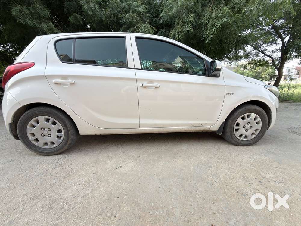 Hyundai I20 Petrol Manual 2014