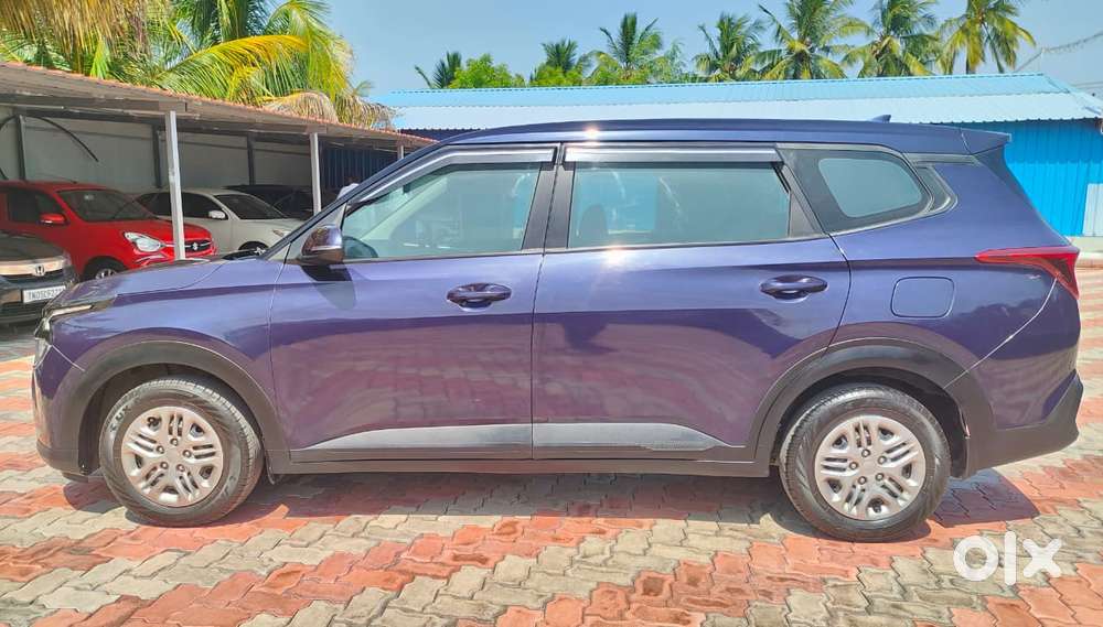 Kia Carens, 2024, Petrol
