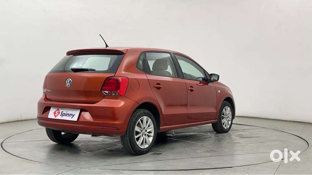 Volkswagen Polo Petrol Highline 1.2l, 2015, Petrol