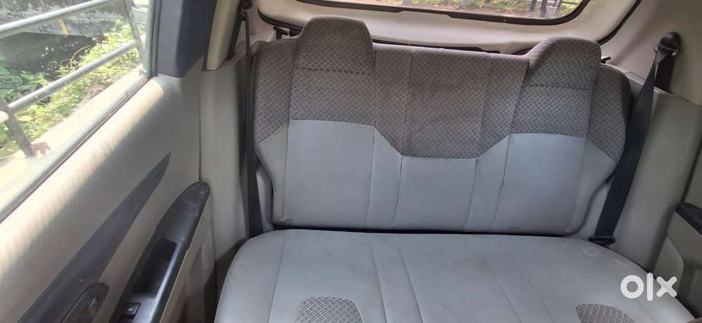 Mahindra Kuv 100 2016-2017 Mfalcon G80 K4 Plus, 2017, Petrol