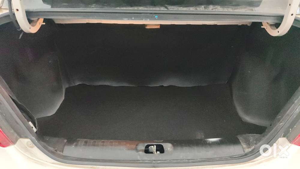 Maruti Suzuki Swift Dzire Vxi 1.2, 2014, Petrol