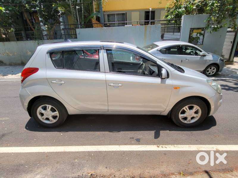 Hyundai I20 2010-2012 1.2 Asta Option With Sunroof, 2009, Petrol