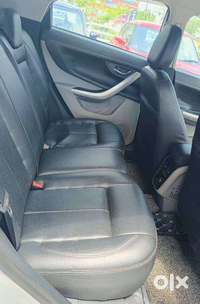 Tata Nexon Amt Xza Plus, 2019, Petrol