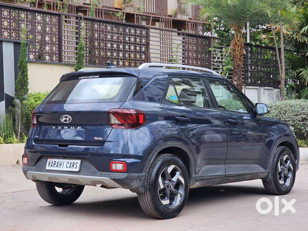 Hyundai Venue 1.0 Sx (o) Turbo Dual Tone, 2019, Petrol