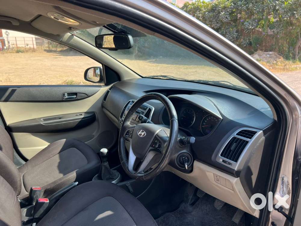 Hyundai I20 Sportz 2014