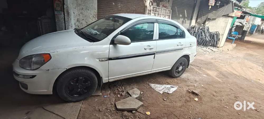 Hyundai Verna 2010 Diesel Well Maintained