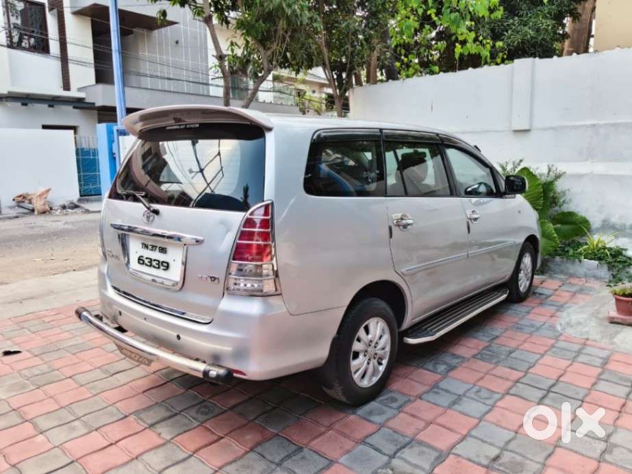 Toyota Innova 2.5 Vx 8 Str, 2011, Diesel