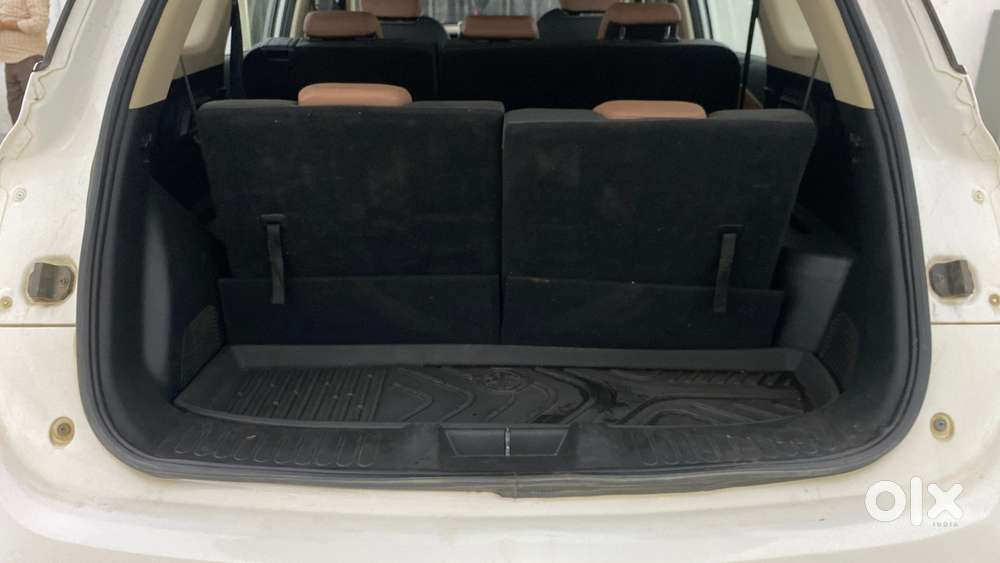Mg Hector Plus Sharp Pro Blackstorm 2.0 Turbo Diesel 7 Str, 2024, Di..
