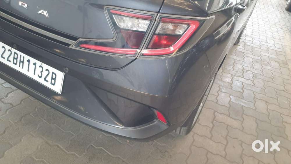 Hyundai Aura Cng & Hybrids 40000 Km Driven