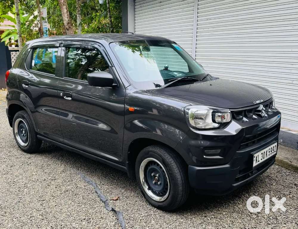 Maruti Suzuki S-presso 2023 Petrol Well Maintained