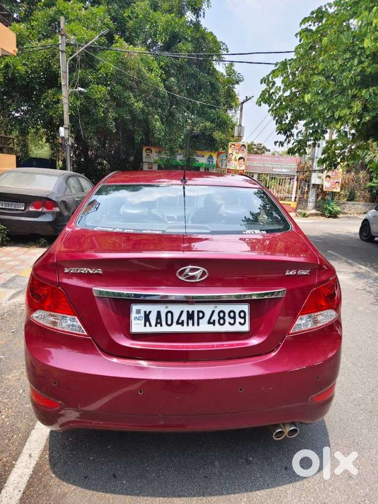 Hyundai Verna Fluidic 1.6 Vtvt Sx, 2015, Petrol