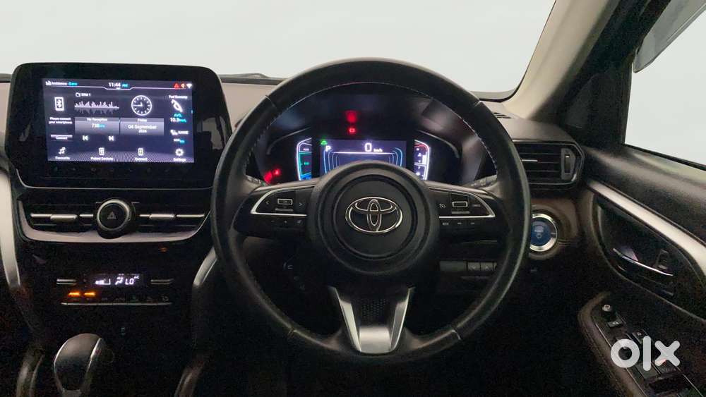 Toyota Urban Cruiser Hyryder 1.5 V Hybrid, 2023, Petrol