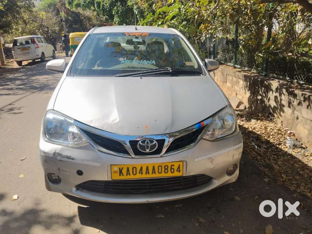 Toyota Etios 2015 Diesel 180000 Km Driven
