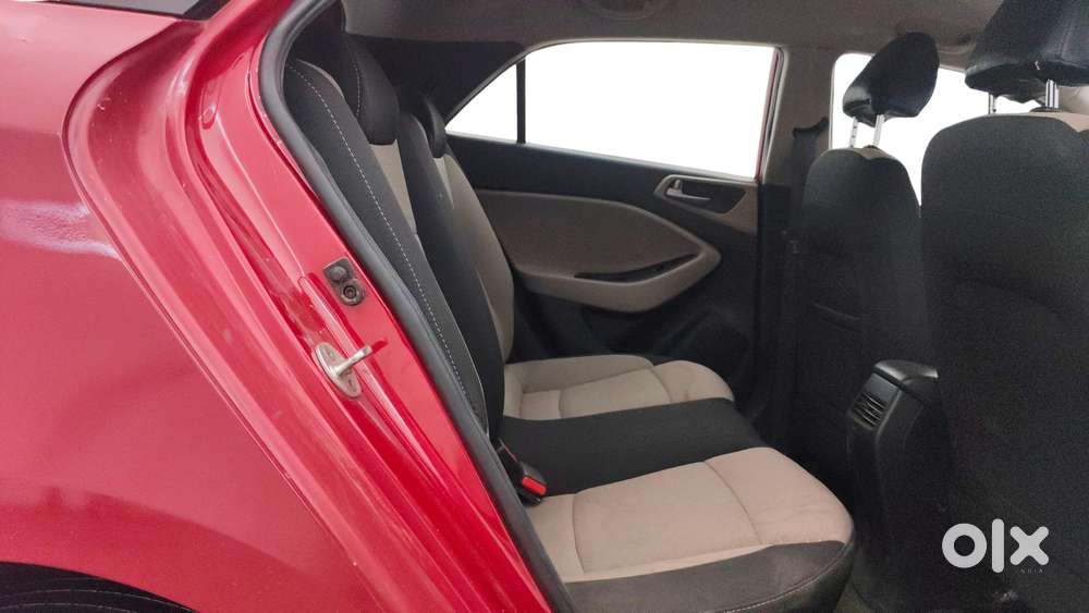 Hyundai Elite I20 Sportz (o) 1.2, 2015, Petrol