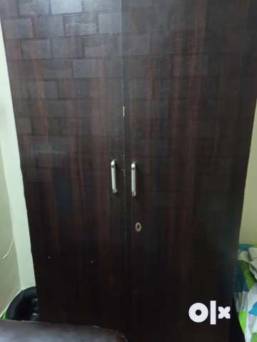 2 door online wardrobe olx