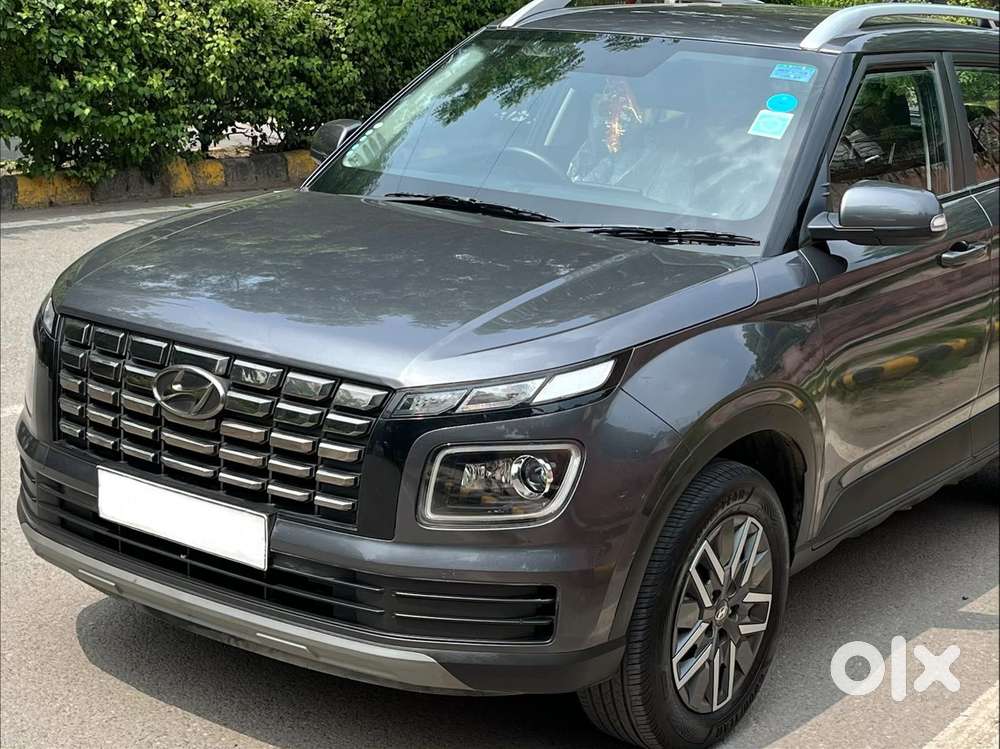 Hyundai Venue 1.0 S (o) Turbo Dct, 2023, Petrol