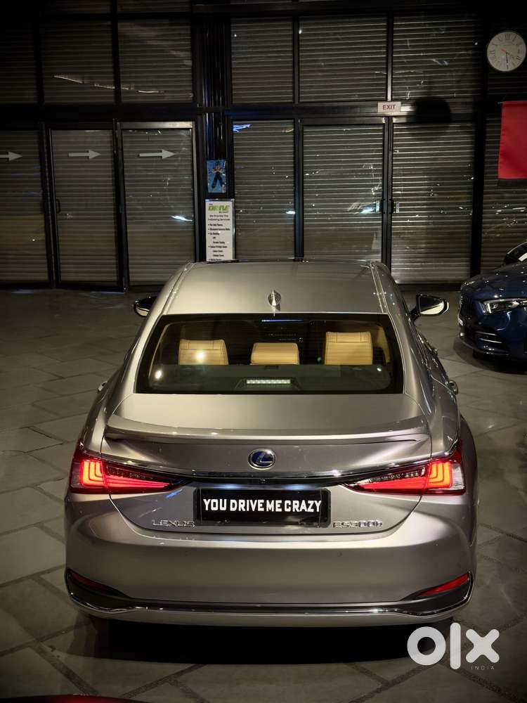 Lexus Es 300h Luxury, 2022, Petrol