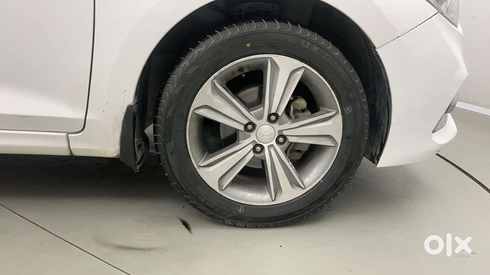 Hyundai Verna [2015-2017] Fluidic 4s 1.6 Crdi Sx (o) At, 2019, Petro..