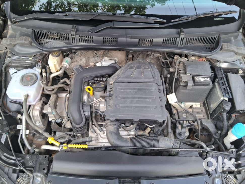 Skoda Slavia Anniversary Edition 1.0l Tsi At, 2025, Petrol
