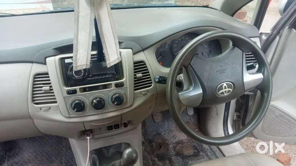 Toyota Innova 2015 Diesel 159000 Km Driven