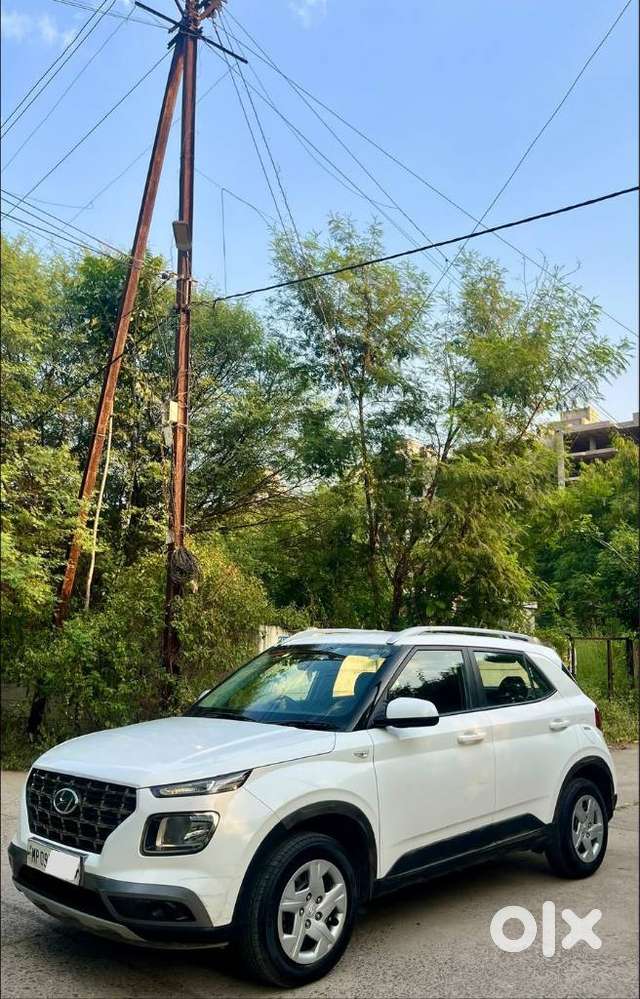 Hyundai Venue S Diesel, 2021, Diesel