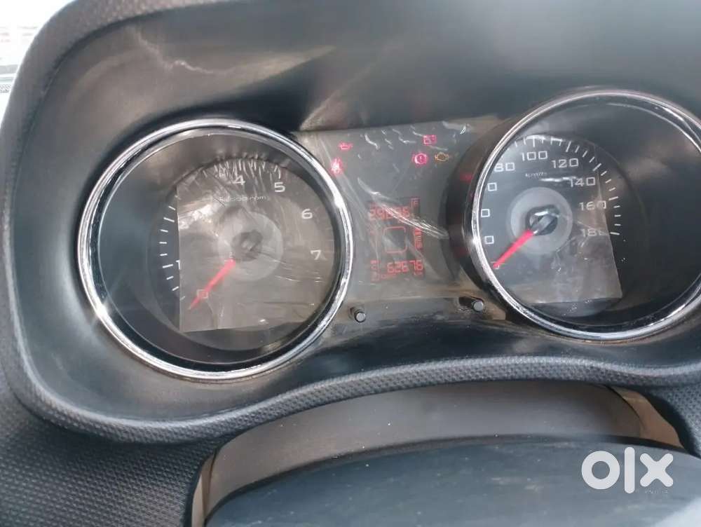 Mahindra Tuv 300 2017