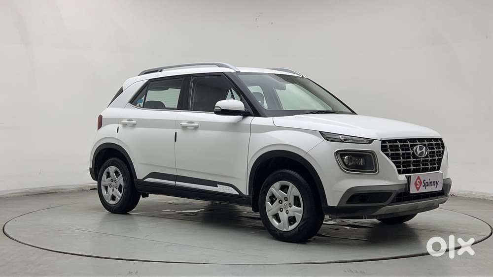 Hyundai Venue 1.2 S Plus, 2022, Petrol