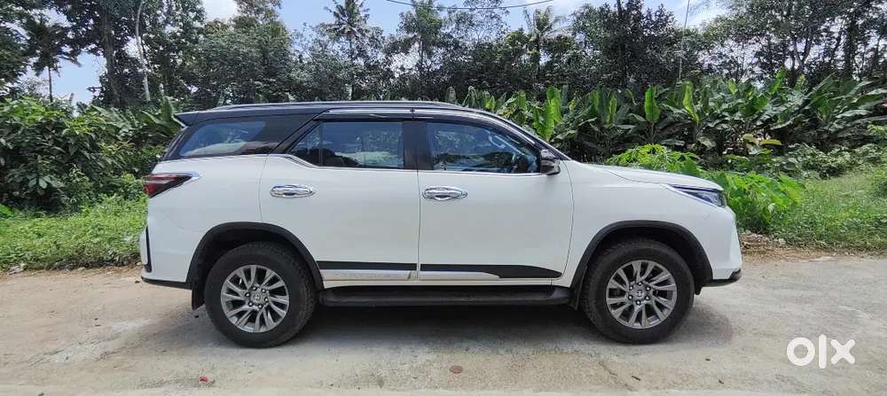 Toyota Fortuner Legender 2018 Diesel Automatic