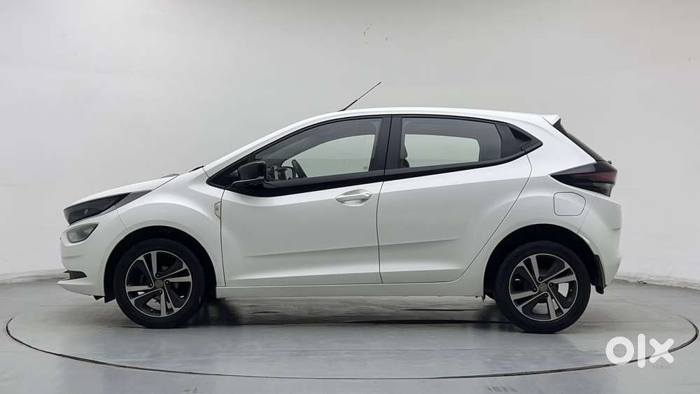 Tata Altroz Xz, 2020, Petrol