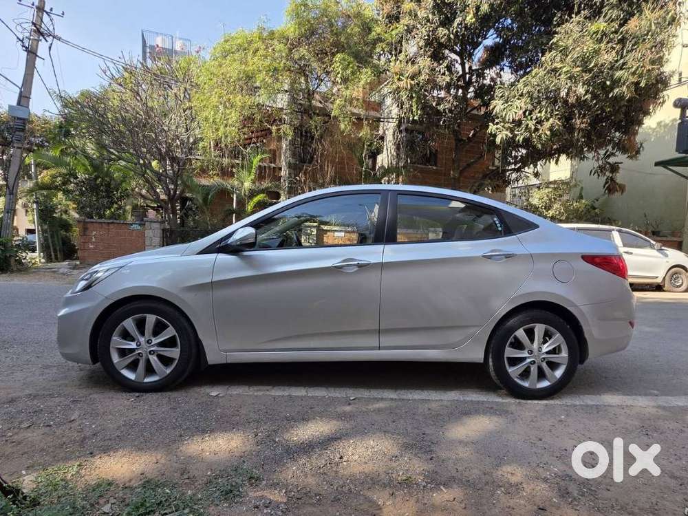 Hyundai Verna Fluidic 1.6 Vtvt Sx Automatic, 2012, Petrol