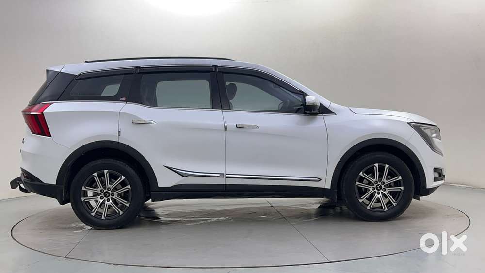 Mahindra XUV700 2.2 AX 7 Diesel MT Luxury Pack Str, 2025, Diesel