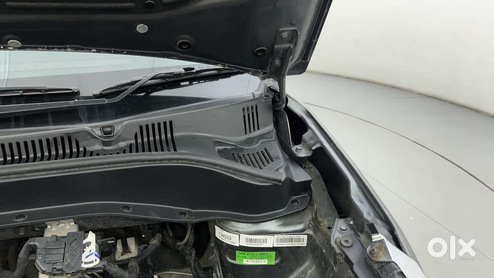 Tata Punch 1.2 Revotron Creative Amt Dual Tone, 2022, Petrol
