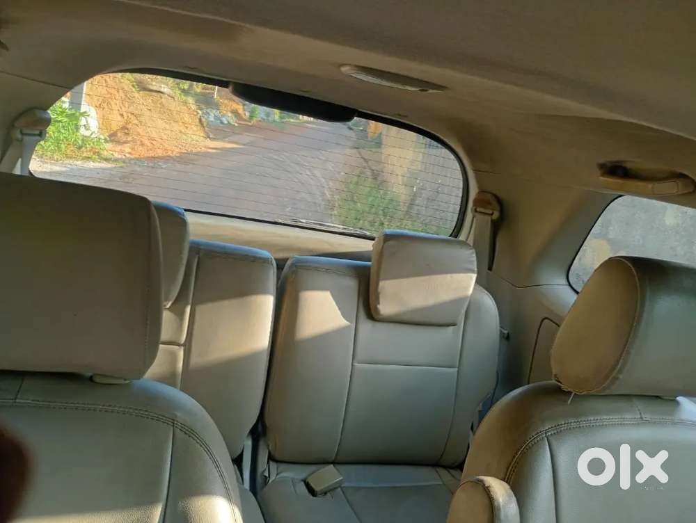 Toyota Innova 2.5 G [2011]  7 Str Bs4