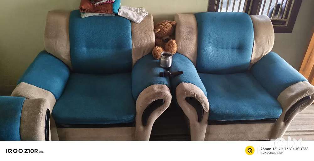 5 seter sofa i want sell