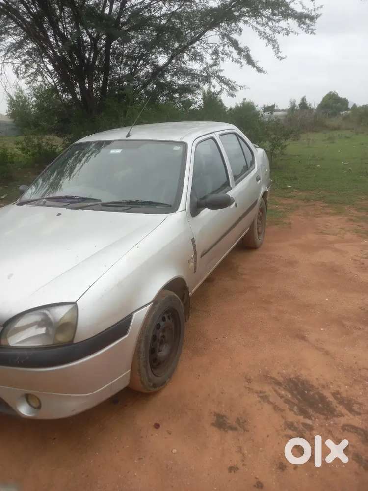 Ford Ikon 1.6 Exi 2004