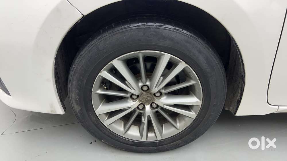 Toyota Corolla Altis 2013-2017 Vl At, 2016, Petrol