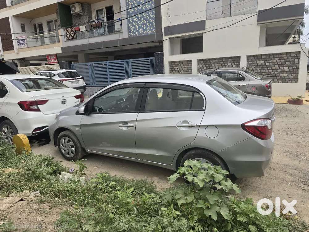 Honda Amaze 2017 Diesel Well Maintained
