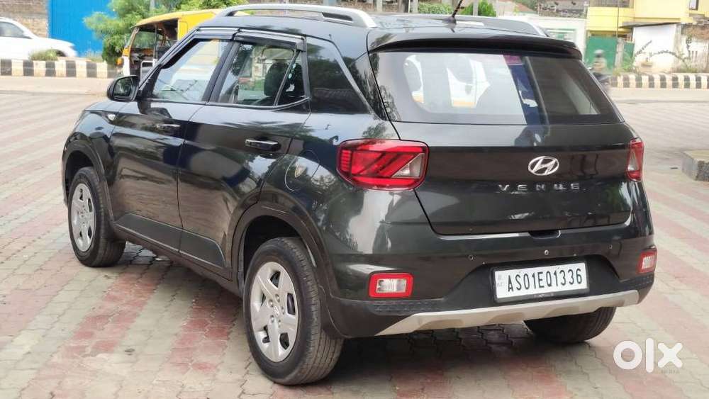 Hyundai Venue S 1.2 Petrol, 2021, Petrol