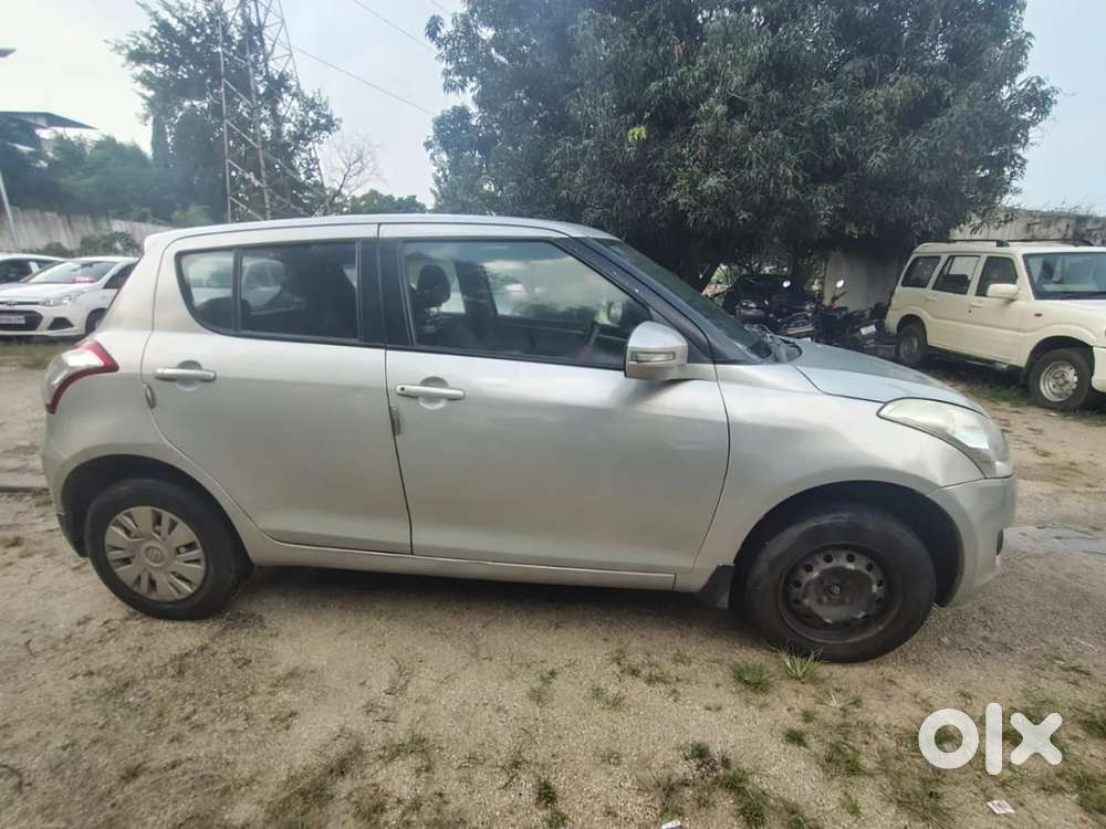 Maruti Suzuki Swift Vxi, 2014, Petrol