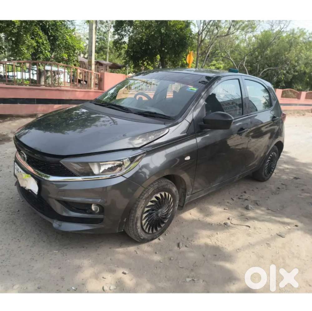 1 Year Old Only Tiago Xe Base Model