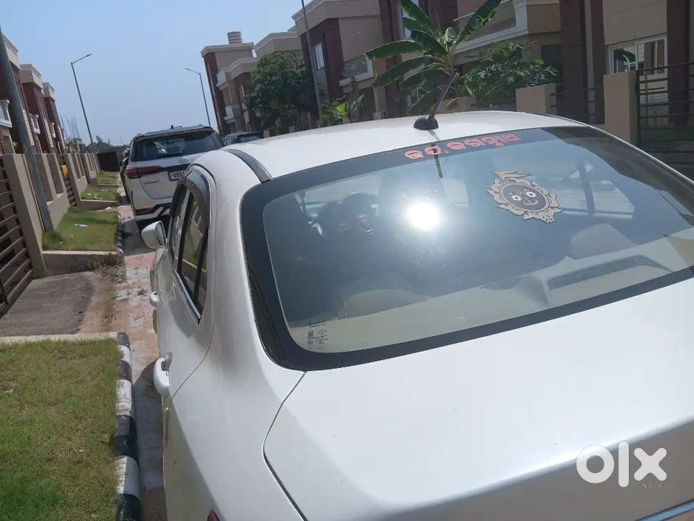 Maruti Suzuki Dzire Tour 2018