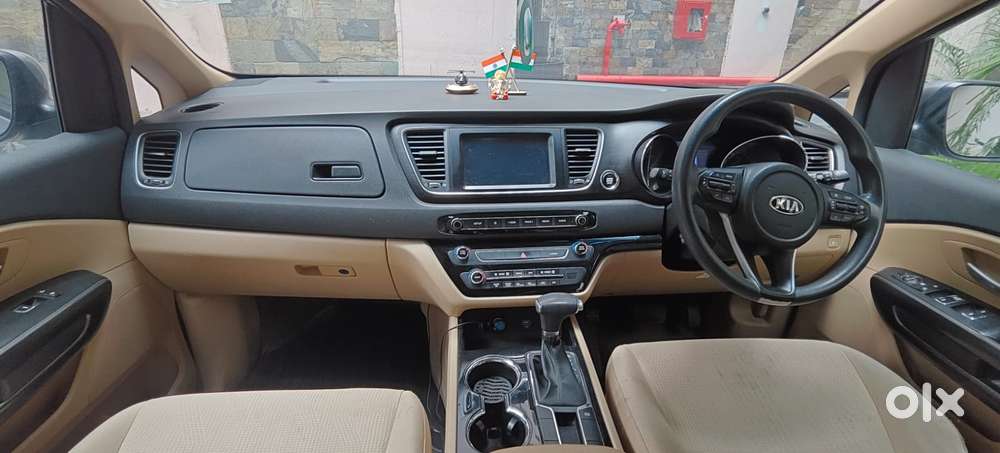 Kia Carnival Premium, 2021, Diesel
