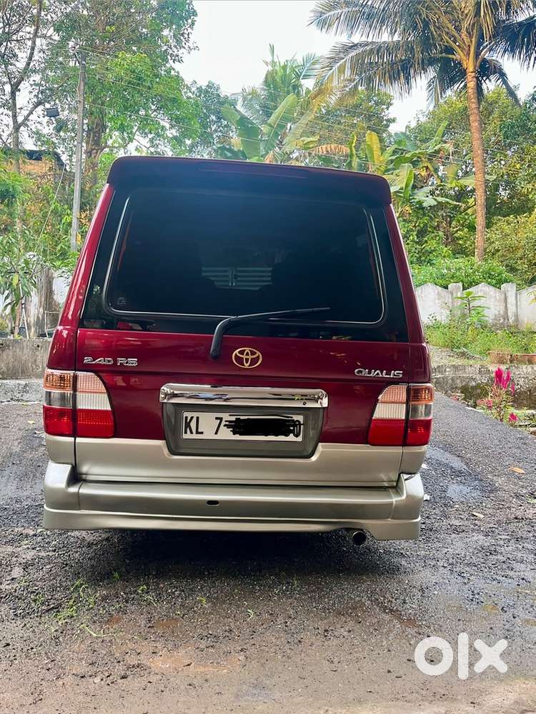 Showroom Condition-toyota Qualis Diesel 2004