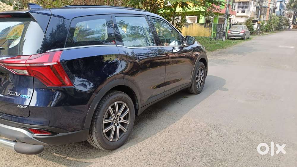 Mahindra Xuv700 2.0 Ax 7 Petrol At Str, 2025, Petrol