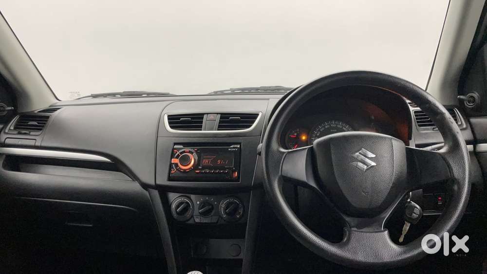 Maruti Suzuki Swift 1.2 Lxi (o), 2016, Petrol