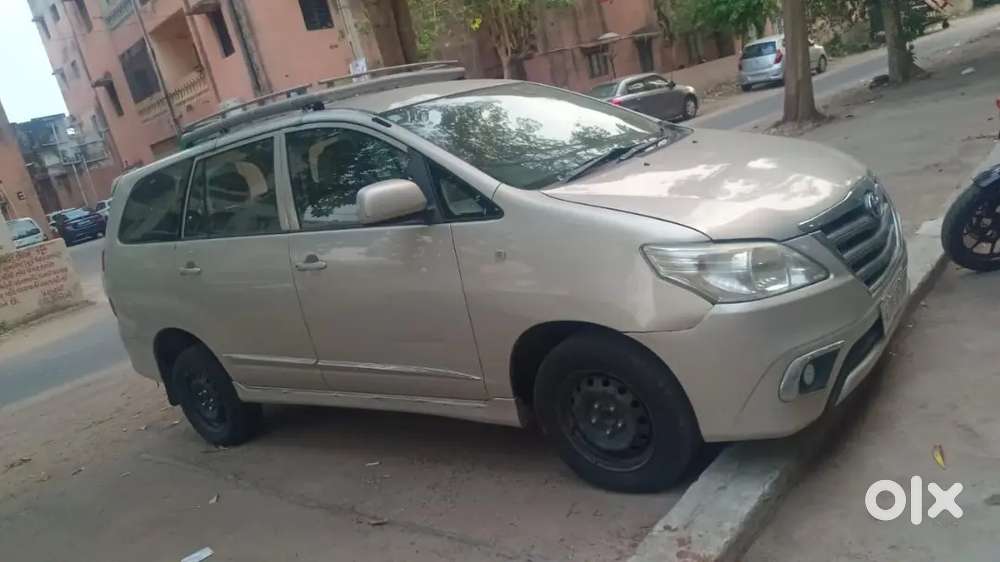 Toyota Innova 2016 Diesel Well Maintained