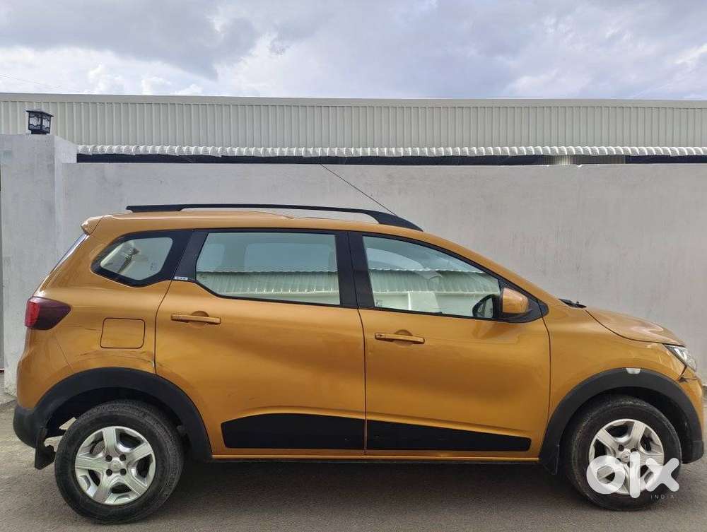 Renault Triber Rxz, 2019, Petrol